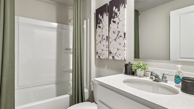 2437 SE Billings Place, West Des Moines, IA 50265