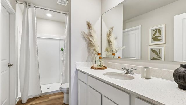 2437 SE Billings Place, West Des Moines, IA 50265