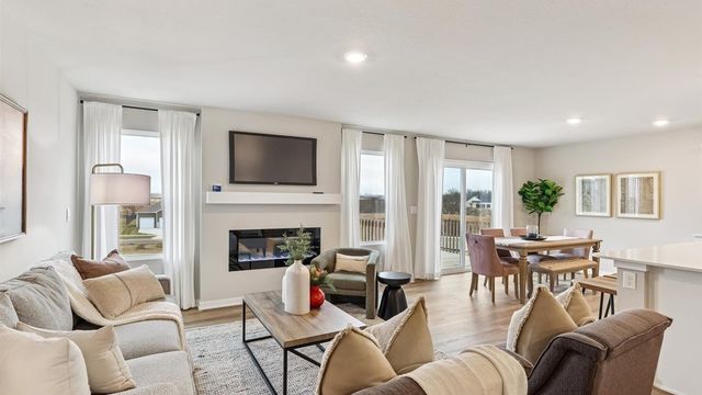 2437 SE Billings Place, West Des Moines, IA 50265