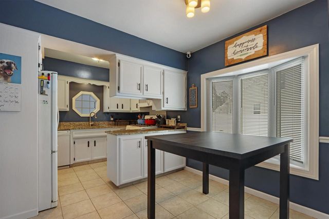 2575 Lincoln ROAD, Kenosha, WI 53143