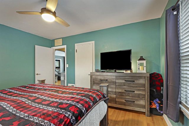 2575 Lincoln ROAD, Kenosha, WI 53143