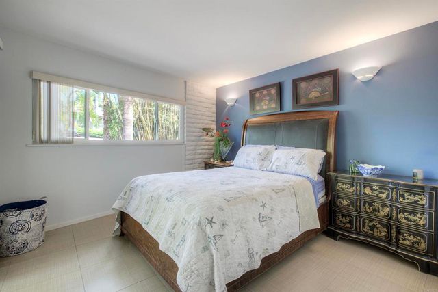 1773 Ivy Road, Oceanside, CA 92054