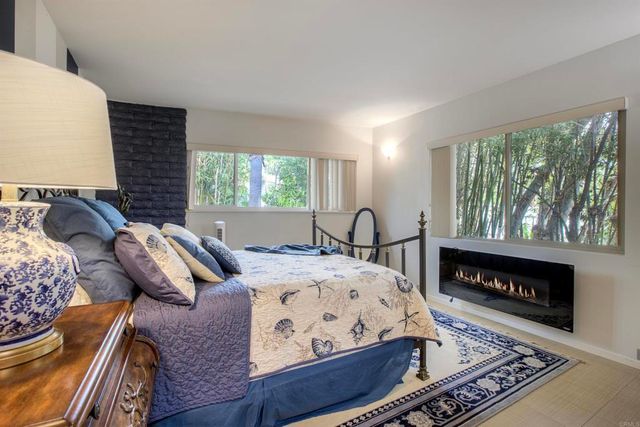 1773 Ivy Road, Oceanside, CA 92054