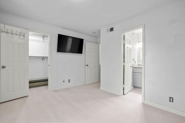 11002 Hammerly Boulevard 49, Houston, TX 77043