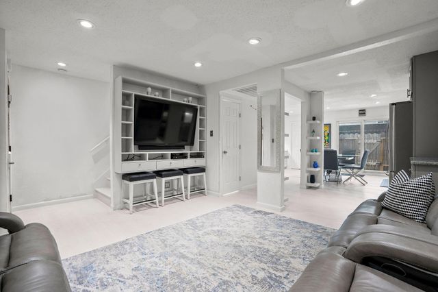 11002 Hammerly Boulevard 49, Houston, TX 77043