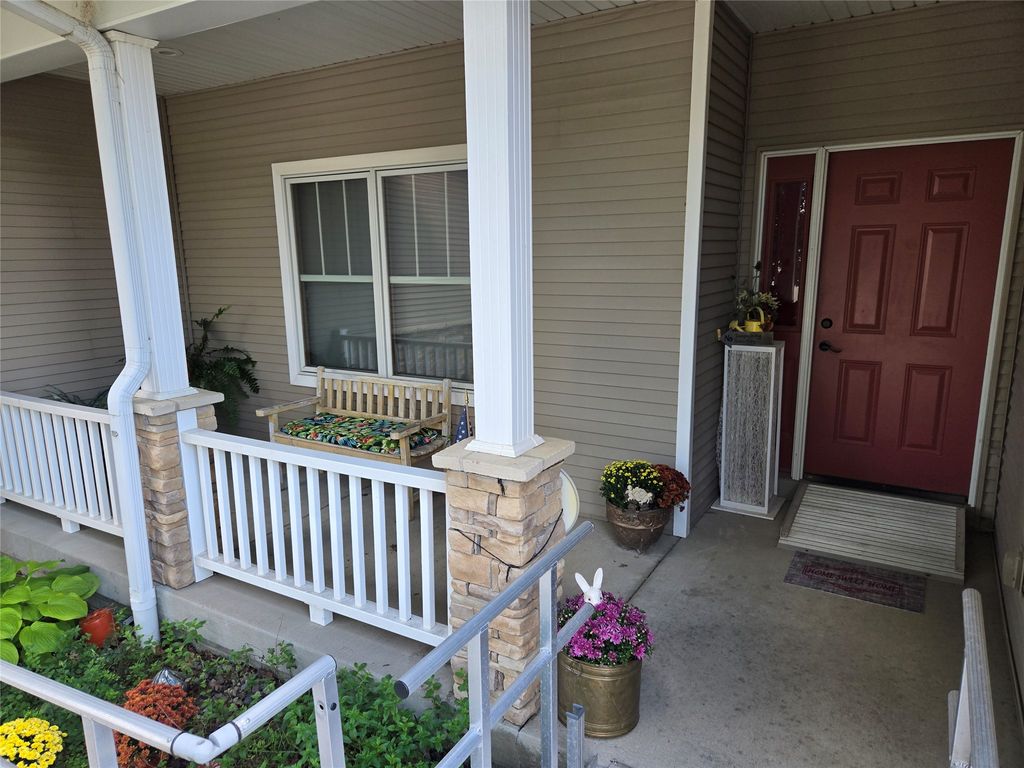 1580 SE Holiday Crest Circle, Waukee, IA 50263