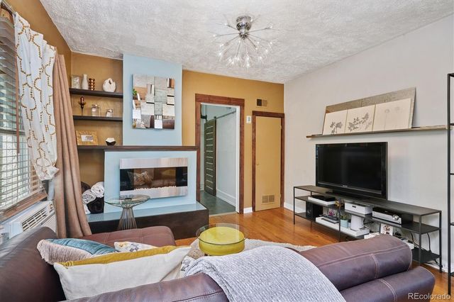 2731 W 32nd Avenue, Denver, CO 80211