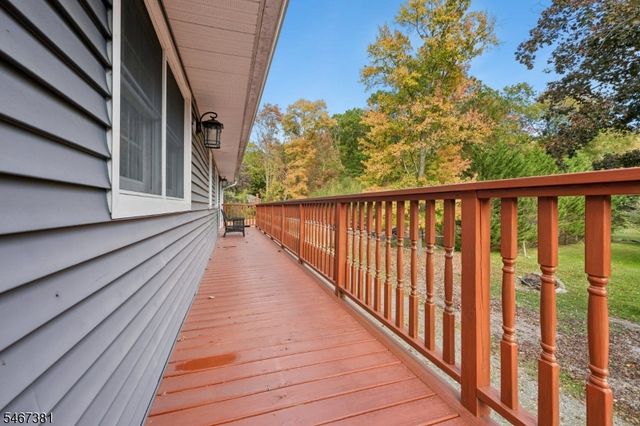 2 Lyonsville Rd, Rockaway Twp., NJ 07005