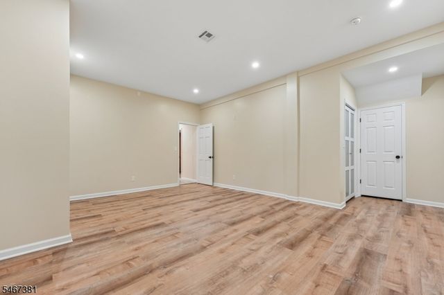 2 Lyonsville Rd, Rockaway Twp., NJ 07005