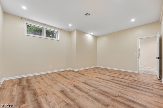 2 Lyonsville Rd, Rockaway Twp., NJ 07005