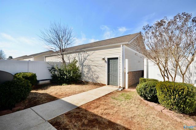 423 Promenade Dr SW, Madison, AL 35756