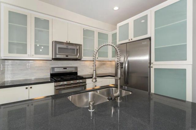 2232 Indus Way, San Marcos, CA 92078