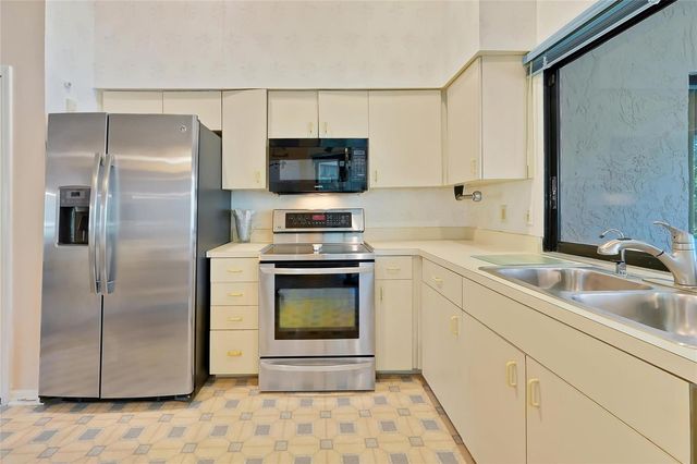 816 ROSEMERE CIRCLE, Orlando, FL 32835