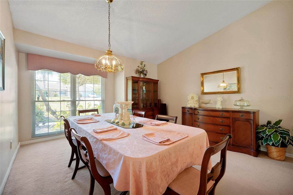 Image 24 of property listing at 816 ROSEMERE CIRCLE, Orlando, FL 32835