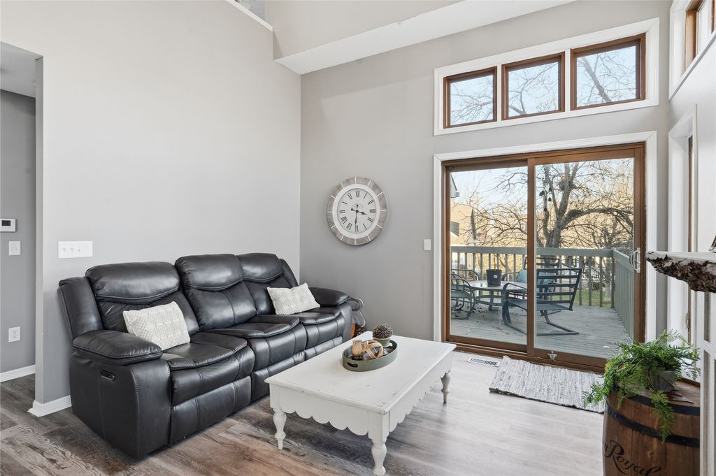 1123 SE Mallard Creek Drive, Ankeny, IA 50021