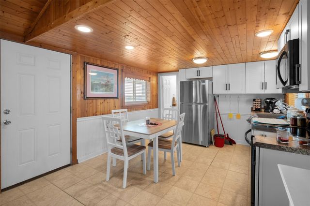 3130 Fm-2031, Matagorda, TX 77414