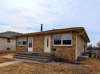 524 37th Avenue NE, Minneapolis, MN 55421