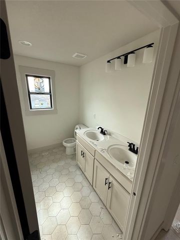 12419 Morgan Street, Excelsior Springs, MO 64024