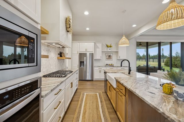 3000 Ora Ln, Spring Hill, TN 37174