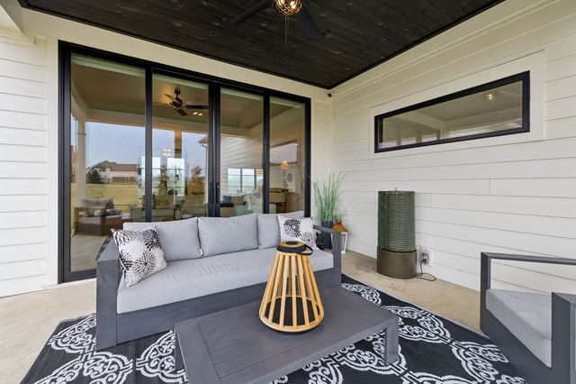 3000 Ora Ln, Spring Hill, TN 37174