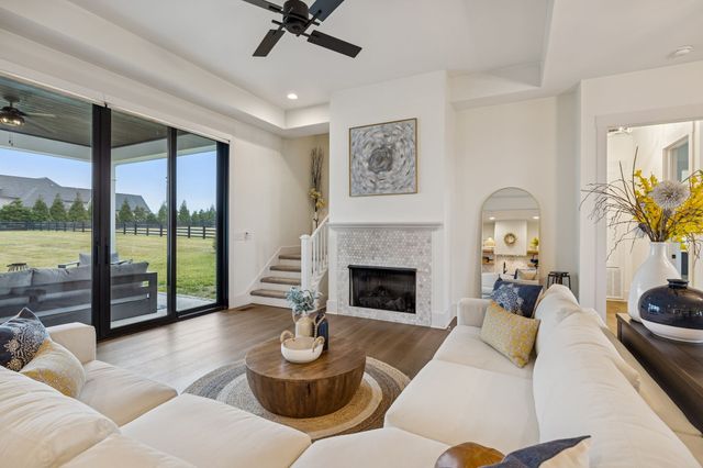 3000 Ora Ln, Spring Hill, TN 37174