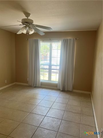 219 San Saba, New Braunfels, TX 78130
