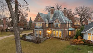 4775 N GRANDVIEW Drive, Peoria Heights, IL 61616