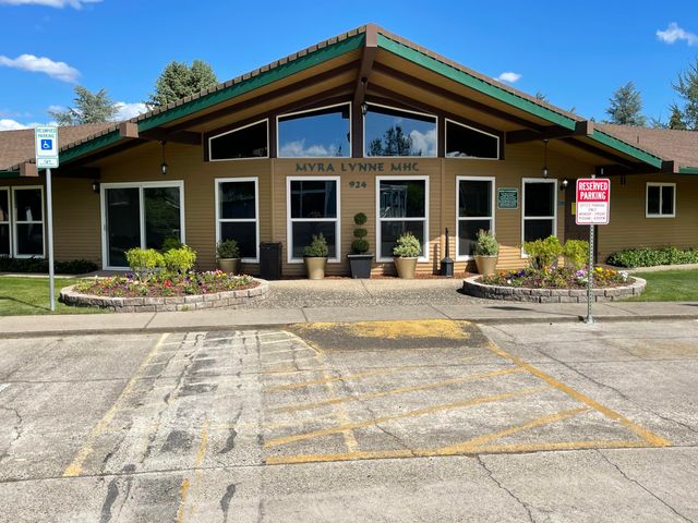 720 Hedy Jayne, Medford, OR 97501