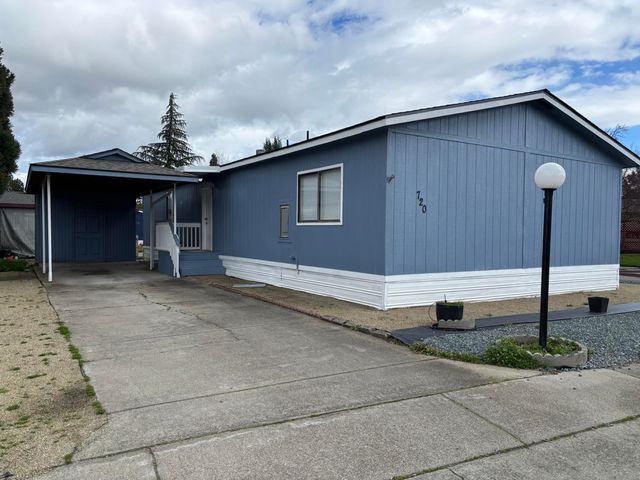 720 Hedy Jayne, Medford, OR 97501