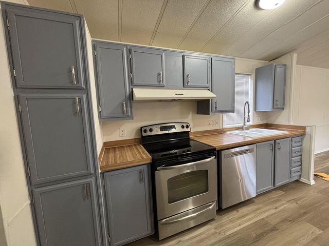 720 Hedy Jayne, Medford, OR 97501