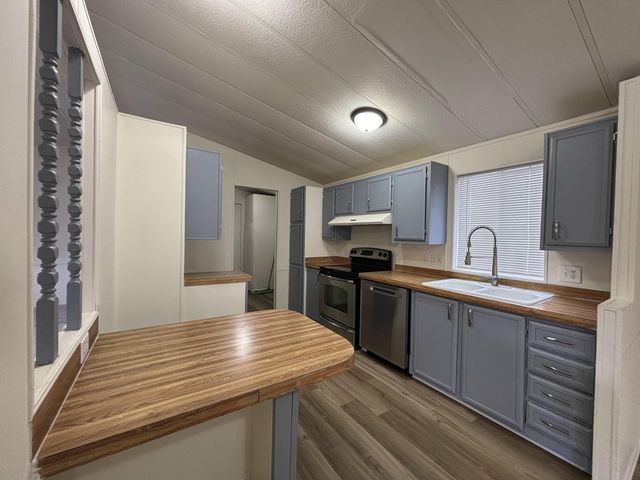 720 Hedy Jayne, Medford, OR 97501