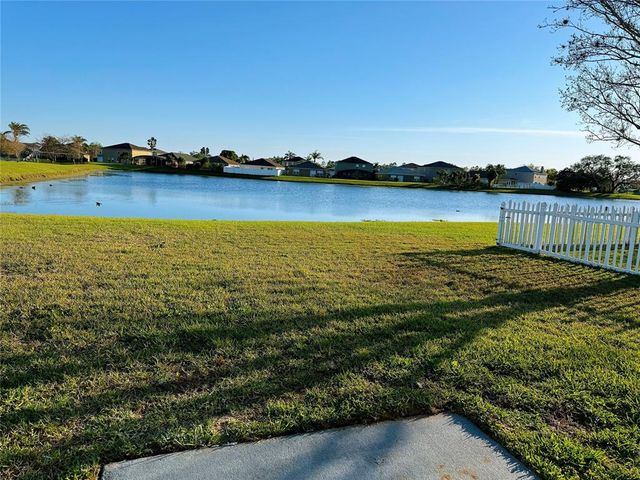 15090 WATERFORD CHASE PKWY, Orlando, FL 32828