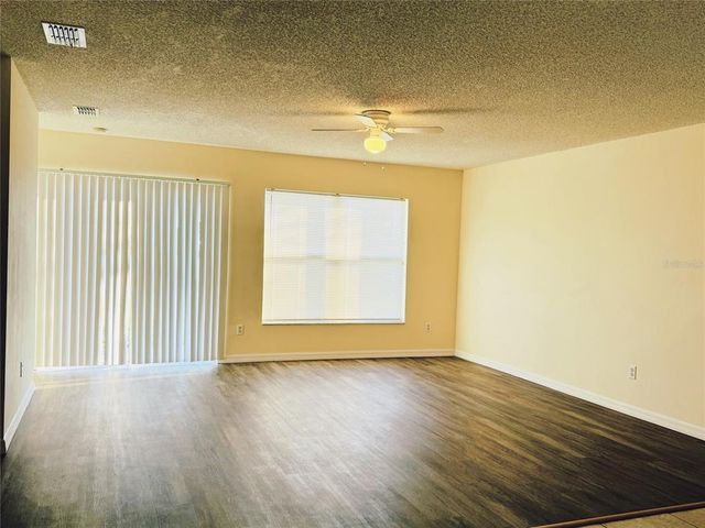 15090 WATERFORD CHASE PKWY, Orlando, FL 32828