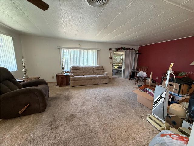 2595 BROOKSIDE CIR, Mount Dora, FL 32757