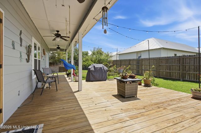 209 Blue Heron Cove, Waveland, MS 39576