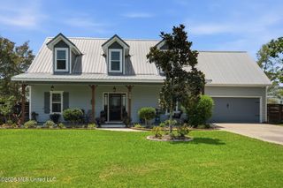209 Blue Heron Cove, Waveland, MS 39576