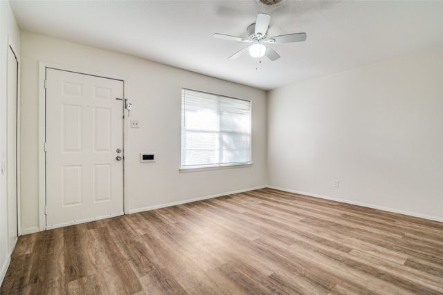 1209 Edgemont Drive, Mesquite, TX 75149