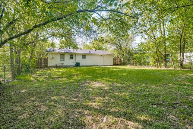 1209 Edgemont Drive, Mesquite, TX 75149