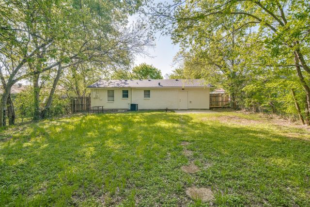 1209 Edgemont Drive, Mesquite, TX 75149
