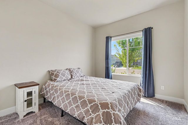 1628 W Whistleberry St, Middleton, ID 83644