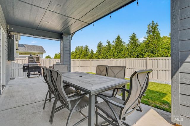 1628 W Whistleberry St, Middleton, ID 83644