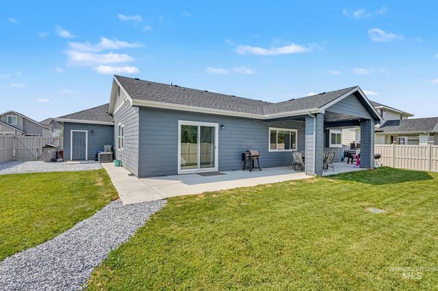 1628 W Whistleberry St, Middleton, ID 83644