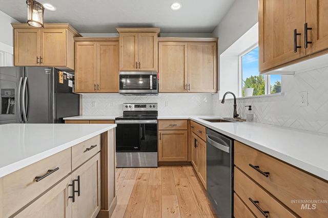 1628 W Whistleberry St, Middleton, ID 83644