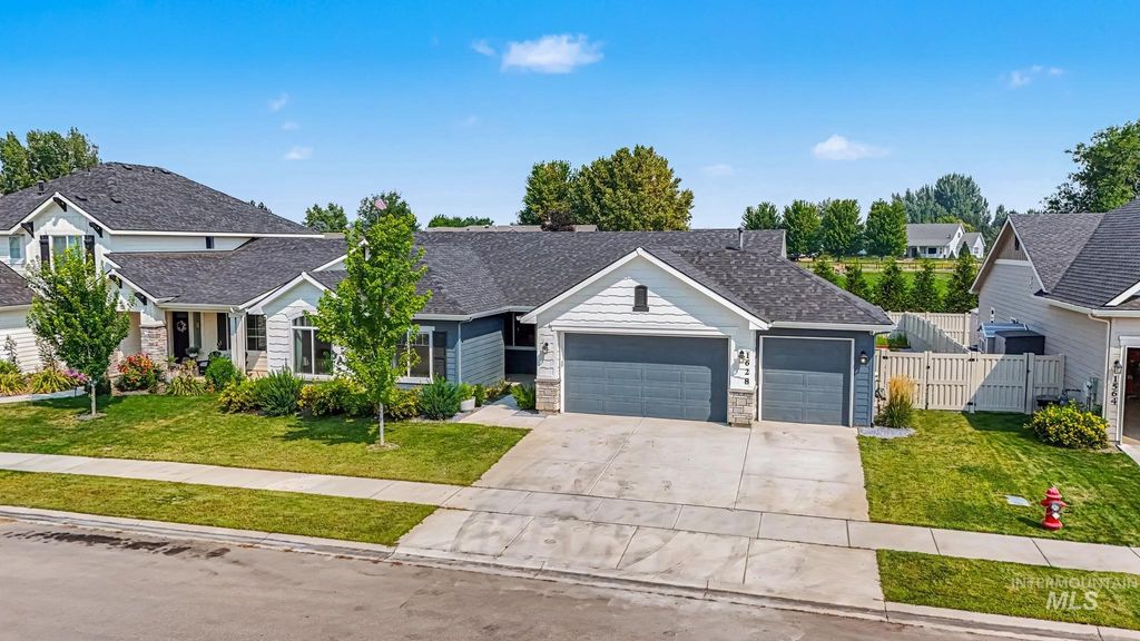1628 W Whistleberry St, Middleton, ID 83644