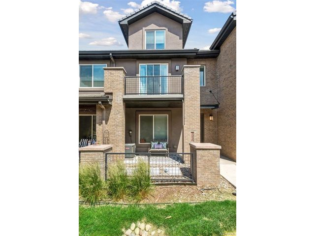 9050 E Caley Way, Englewood, CO 80111