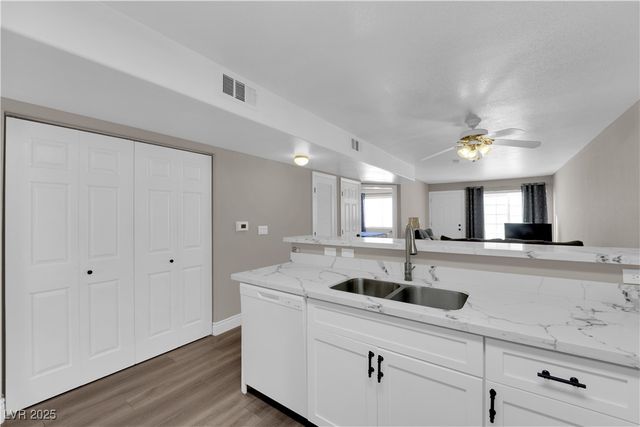 2110 Sleepy Court 2110, Las Vegas, NV 89106