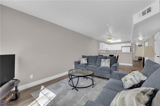 2110 Sleepy Court 2110, Las Vegas, NV 89106