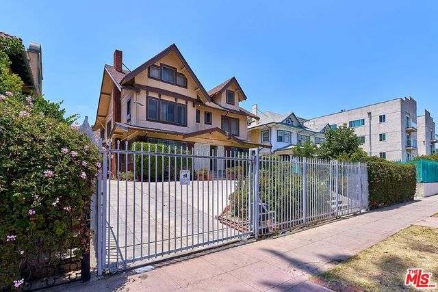 1041 Elden Avenue, Los Angeles, CA 90006