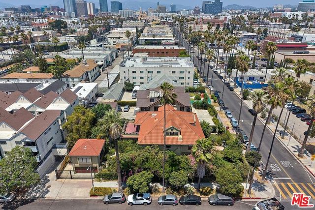 1041 Elden Avenue, Los Angeles, CA 90006