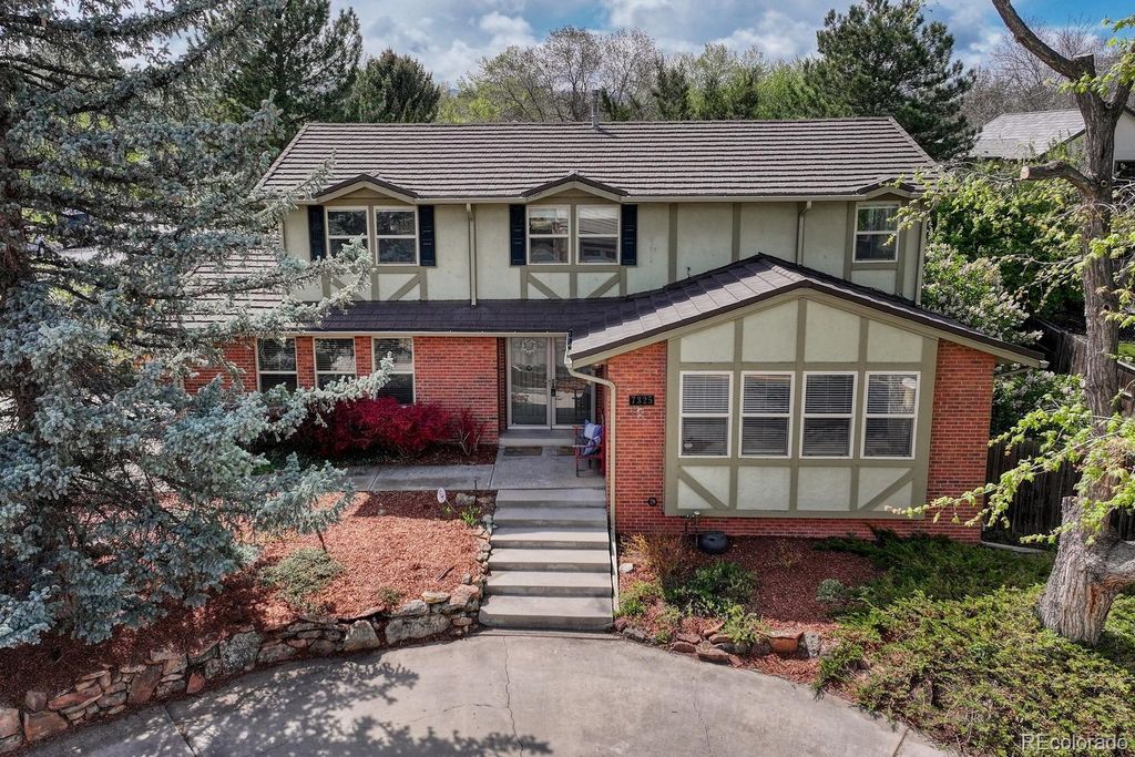 7325 W Clifton Avenue, Littleton, CO 80128